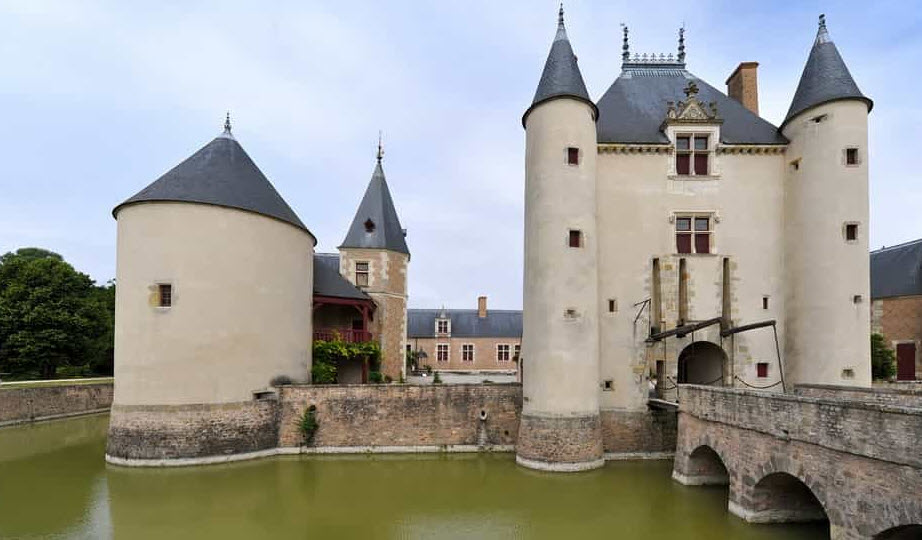 Castle Chamerolles, France